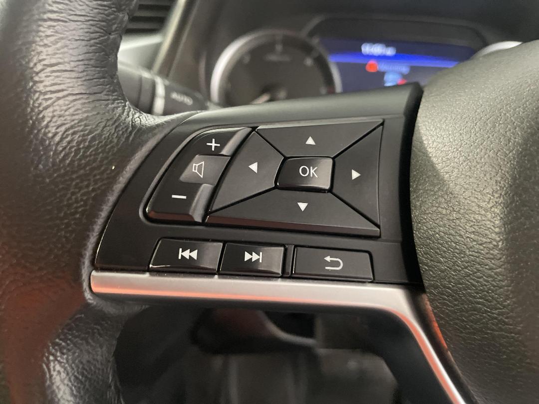 Photo '27' of Nissan Navara