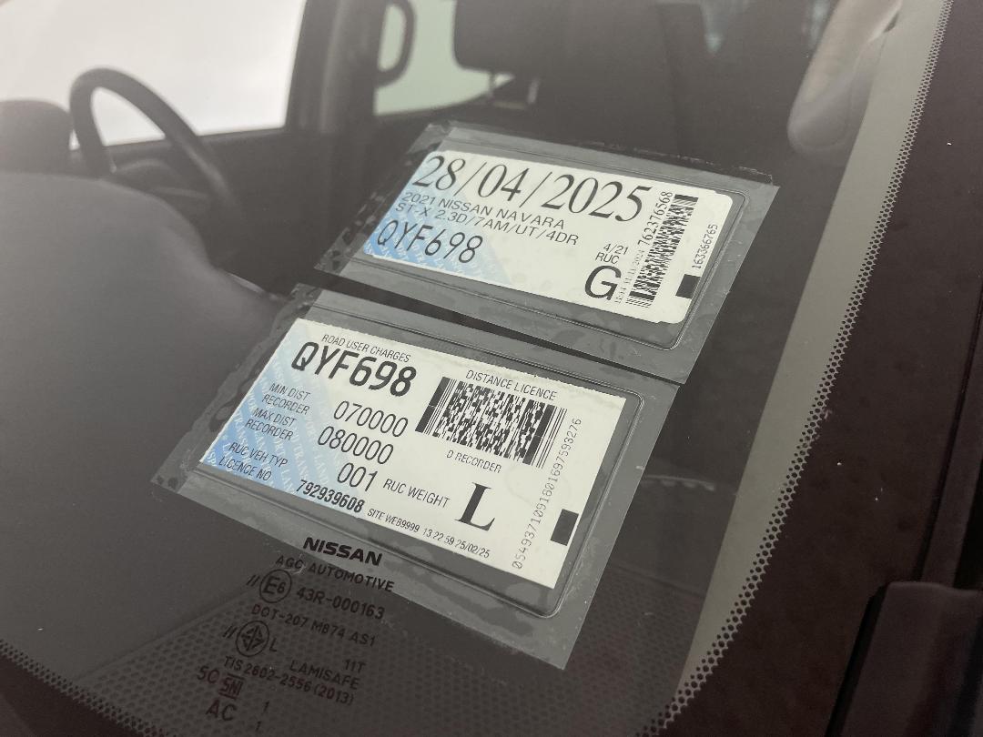 Photo '35' of Nissan Navara