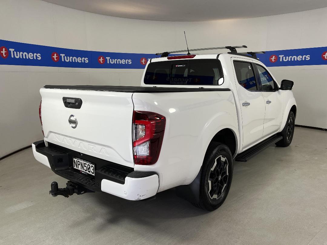 Photo '7' of Nissan Navara