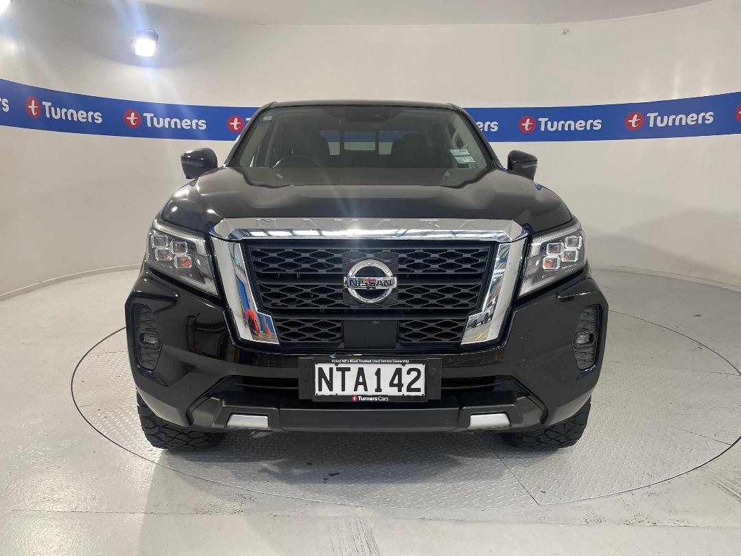 Photo '2' of Nissan Navara