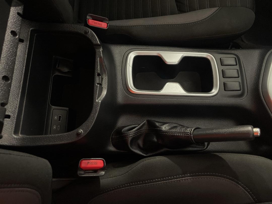 Photo '33' of Nissan Navara