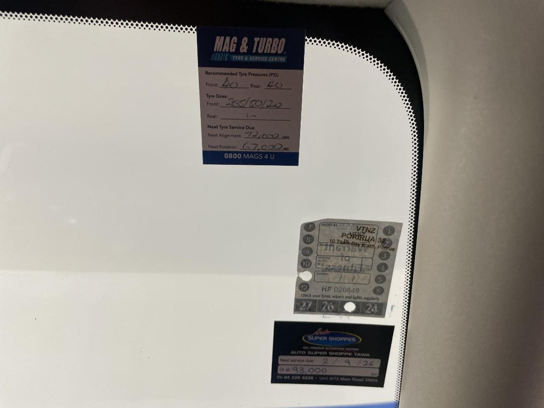 Photo '34' of Nissan Navara