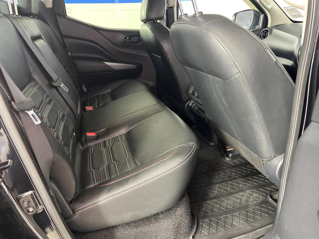 Photo '20' of Nissan Navara