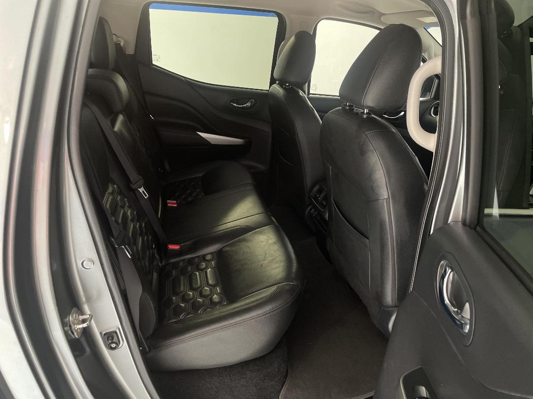 Photo '20' of Nissan Navara