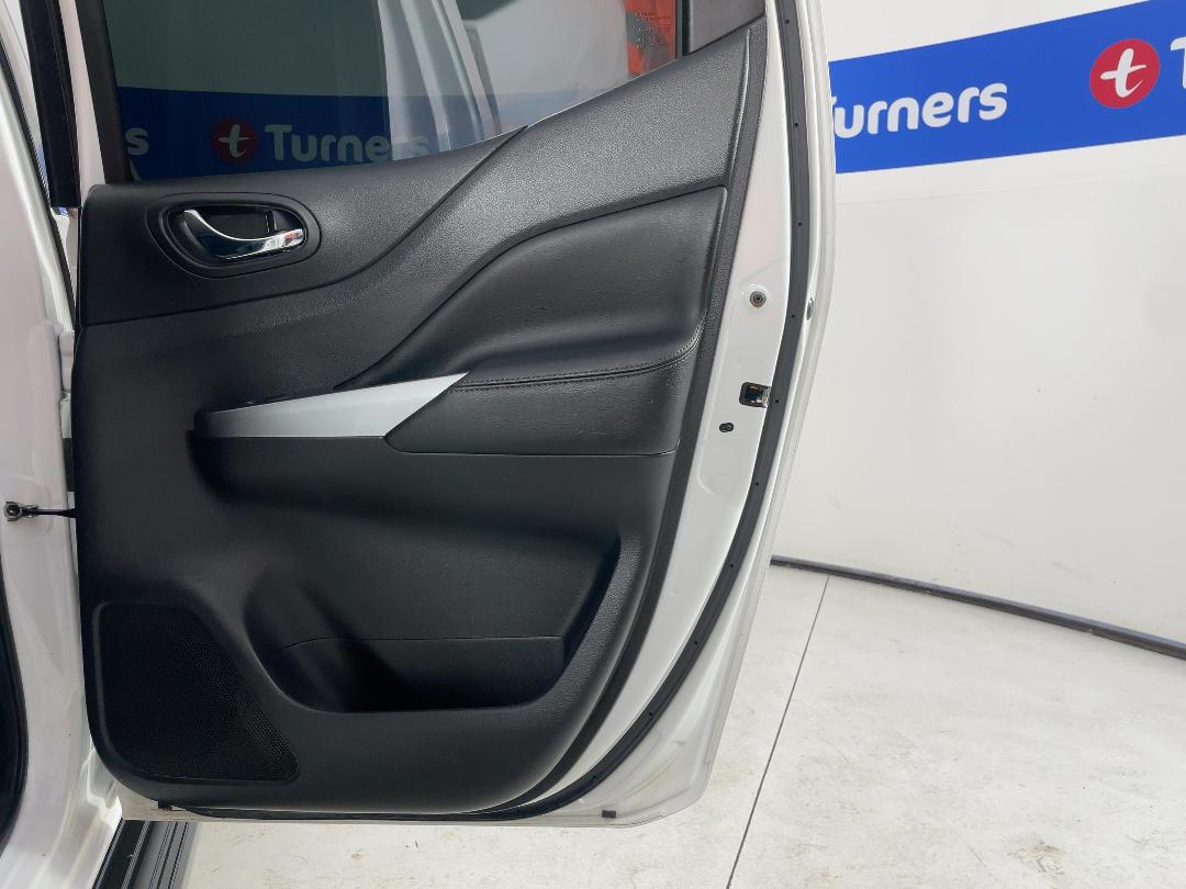 Photo '19' of Nissan Navara Photo '19' of Nissan Navara