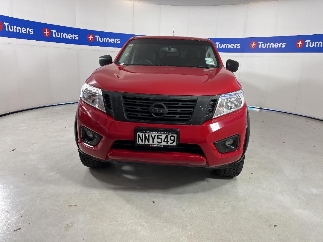 Photo '2' of Nissan Navara