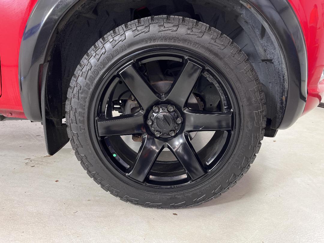 Photo '9' of Nissan Navara