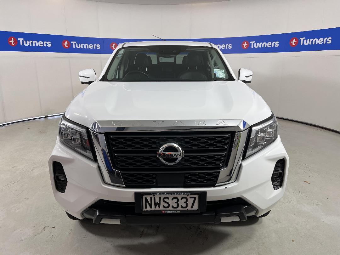 Photo '2' of Nissan Navara