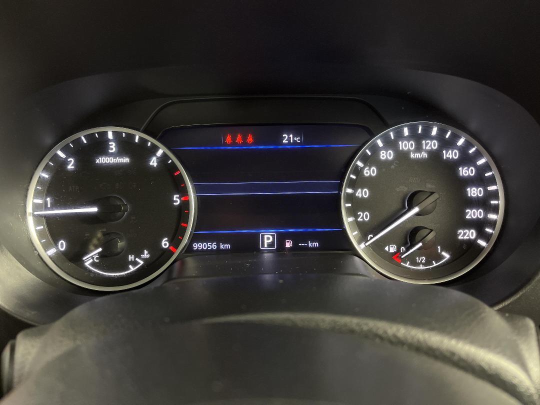 Photo '21' of Nissan Navara