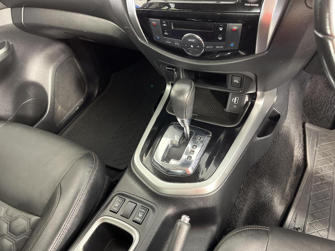 Photo '18' of Nissan Navara