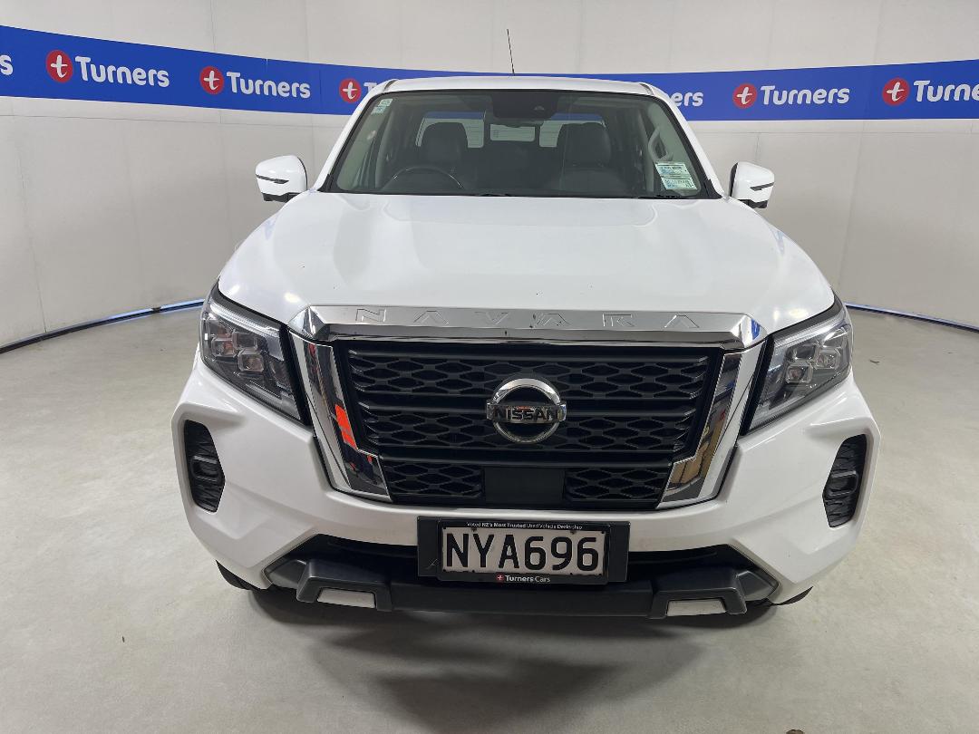 Photo '2' of Nissan Navara