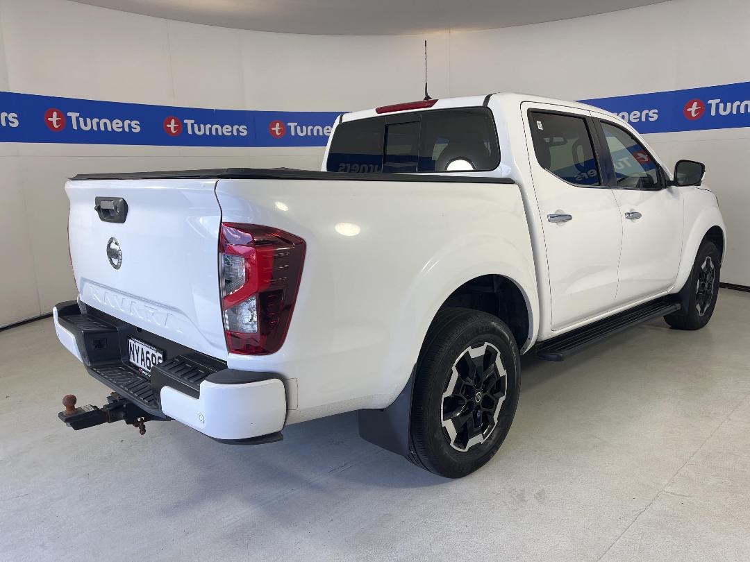 Photo '7' of Nissan Navara