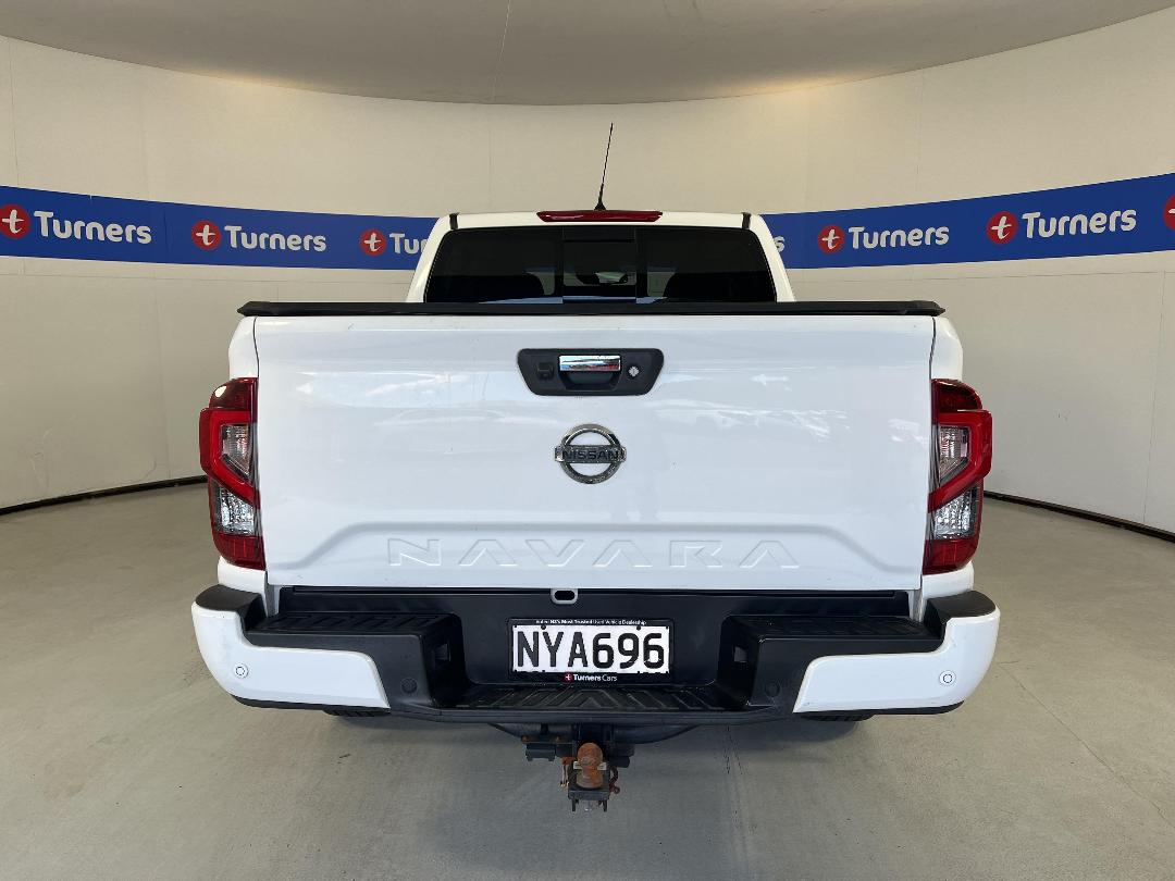 Photo '6' of Nissan Navara