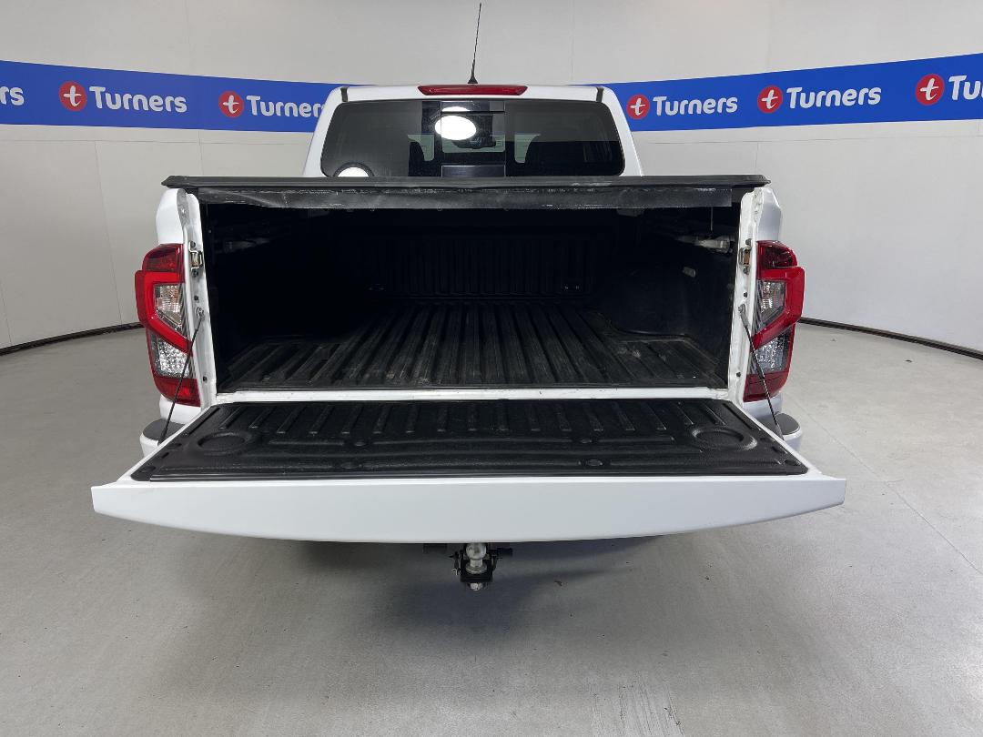 Photo '14' of Nissan Navara