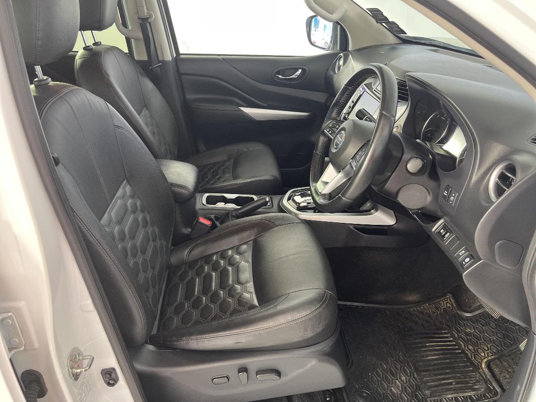 Photo '16' of Nissan Navara Photo '16' of Nissan Navara