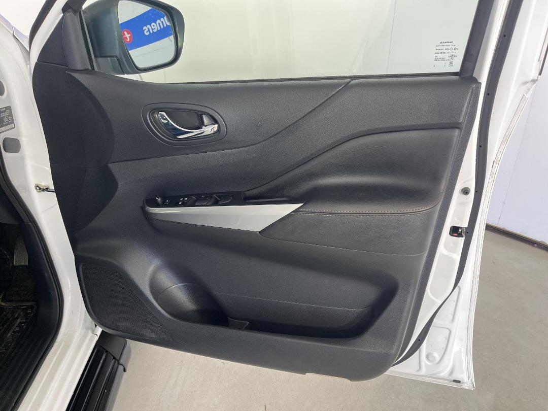 Photo '15' of Nissan Navara Photo '15' of Nissan Navara