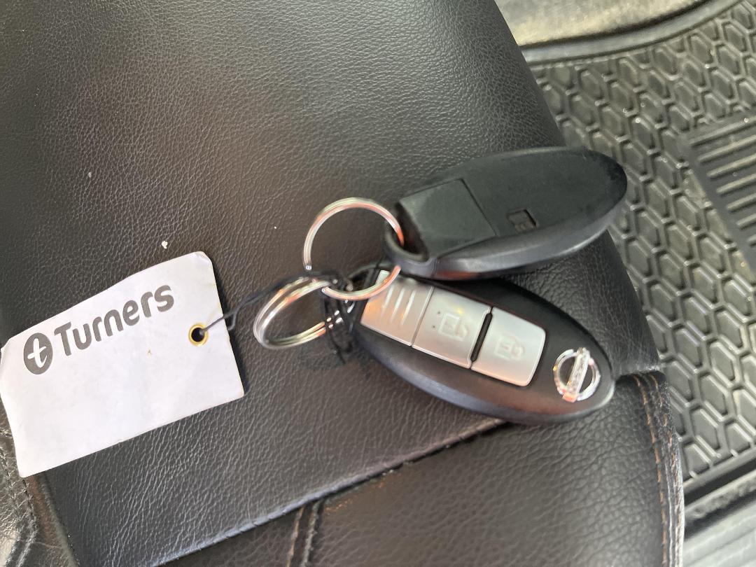 Photo '22' of Nissan Navara