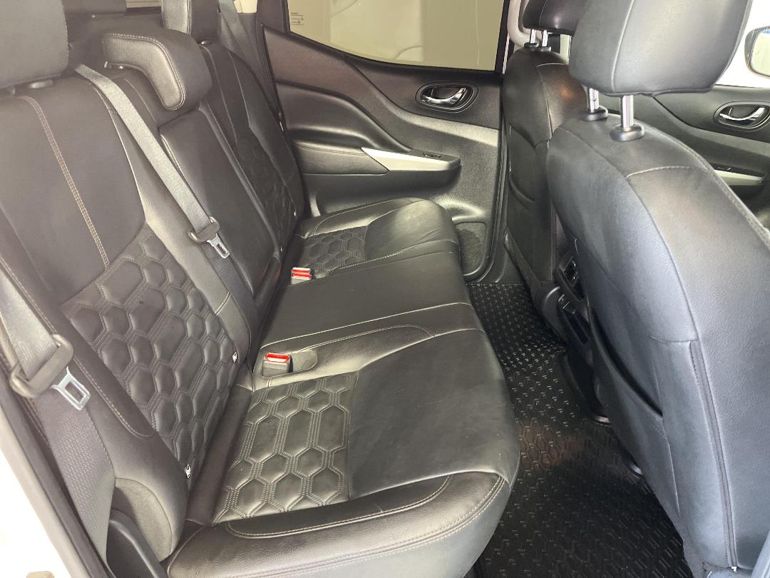 Photo '20' of Nissan Navara