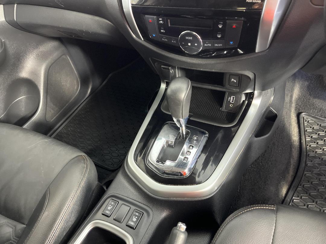 Photo '18' of Nissan Navara