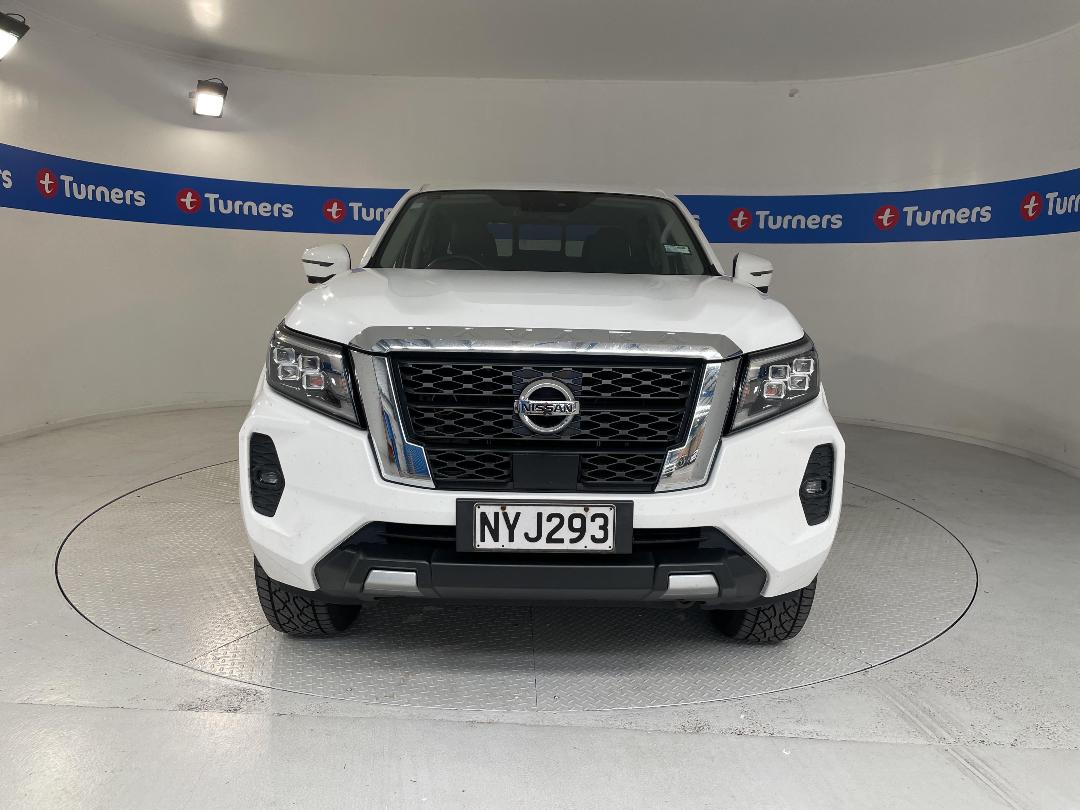 Photo '2' of Nissan Navara