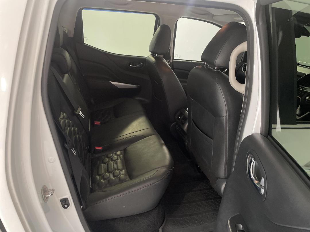 Photo '20' of Nissan Navara