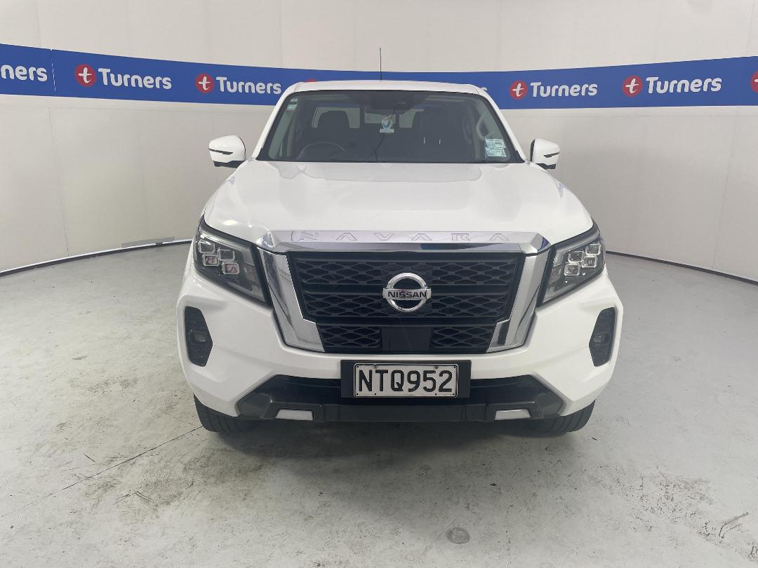 Photo '2' of Nissan Navara