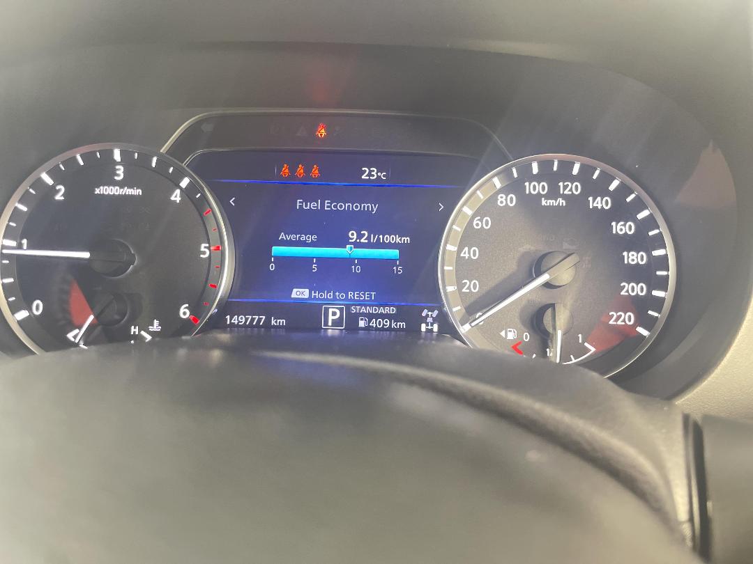 Photo '21' of Nissan Navara