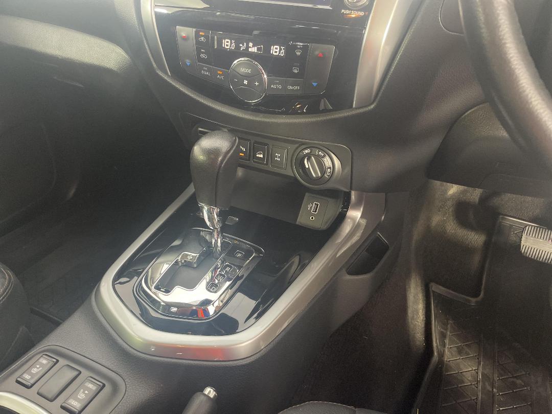 Photo '18' of Nissan Navara