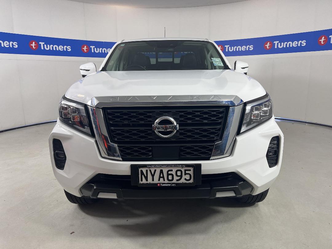 Photo '2' of Nissan Navara