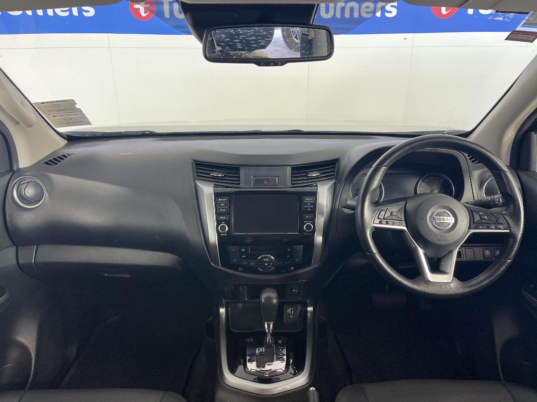 Photo '17' of Nissan Navara