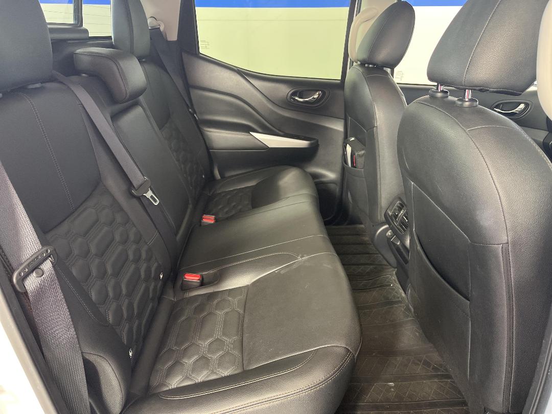 Photo '20' of Nissan Navara