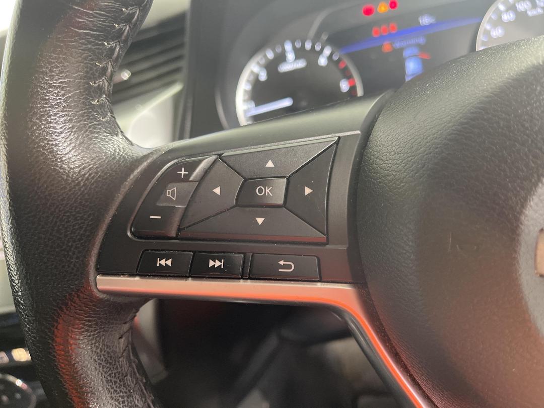 Photo '25' of Nissan Navara Photo '25' of Nissan Navara