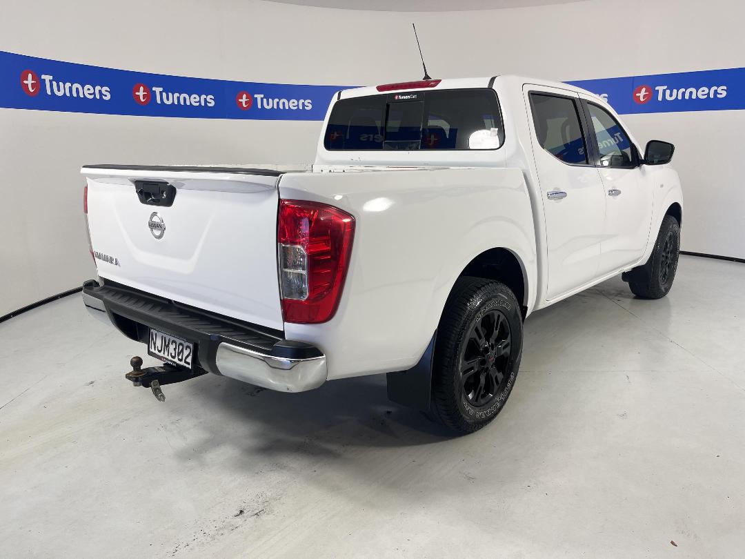 Photo '7' of Nissan Navara