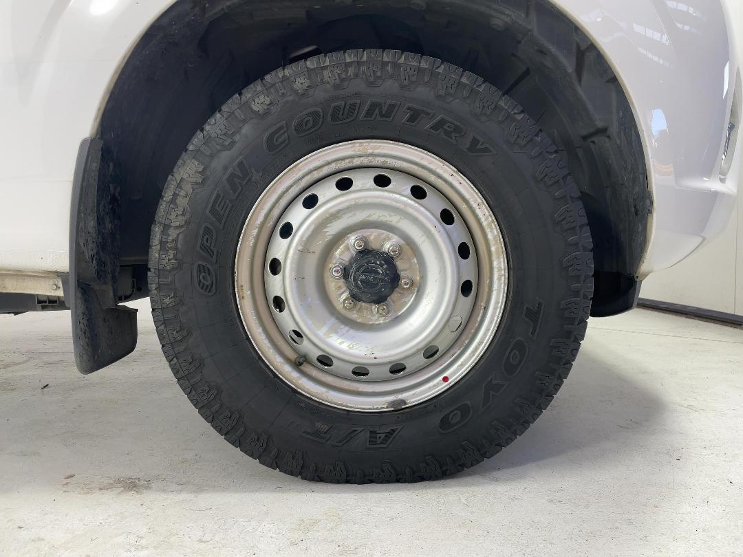 Photo '9' of Nissan Navara