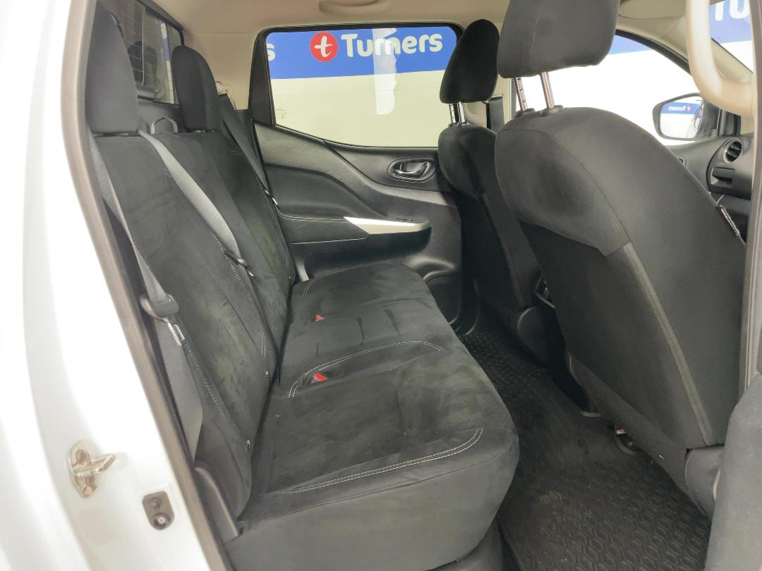 Photo '20' of Nissan Navara