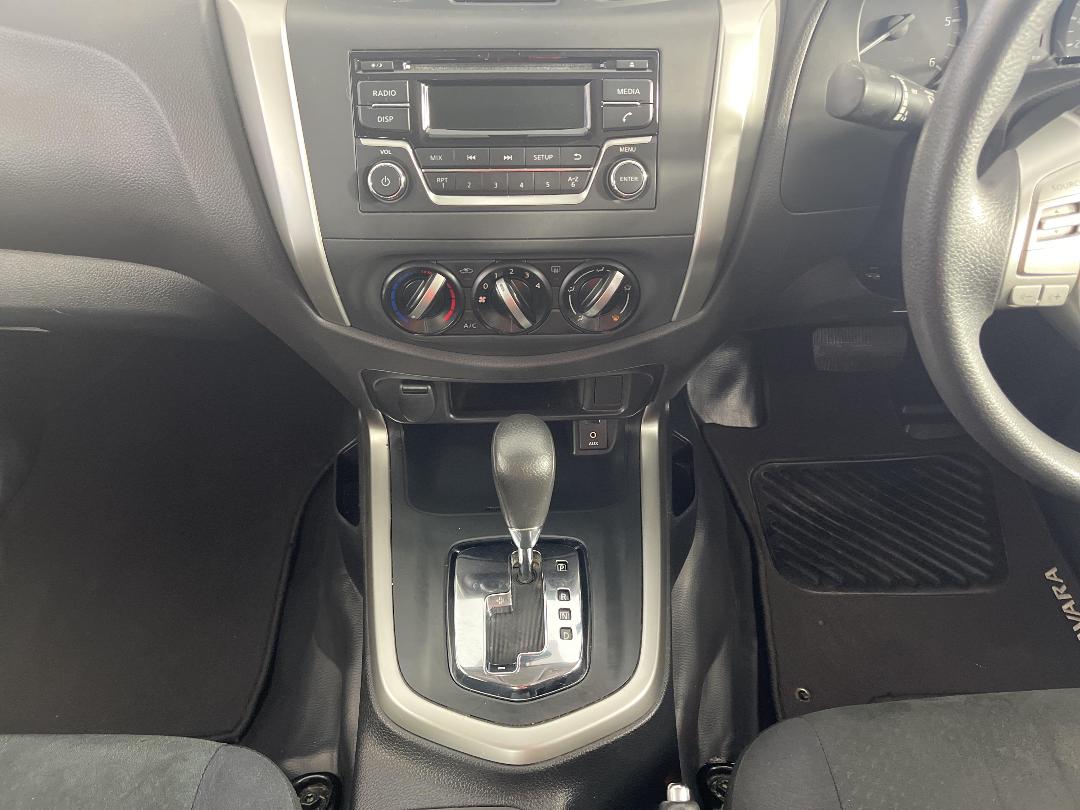 Photo '18' of Nissan Navara Photo '18' of Nissan Navara