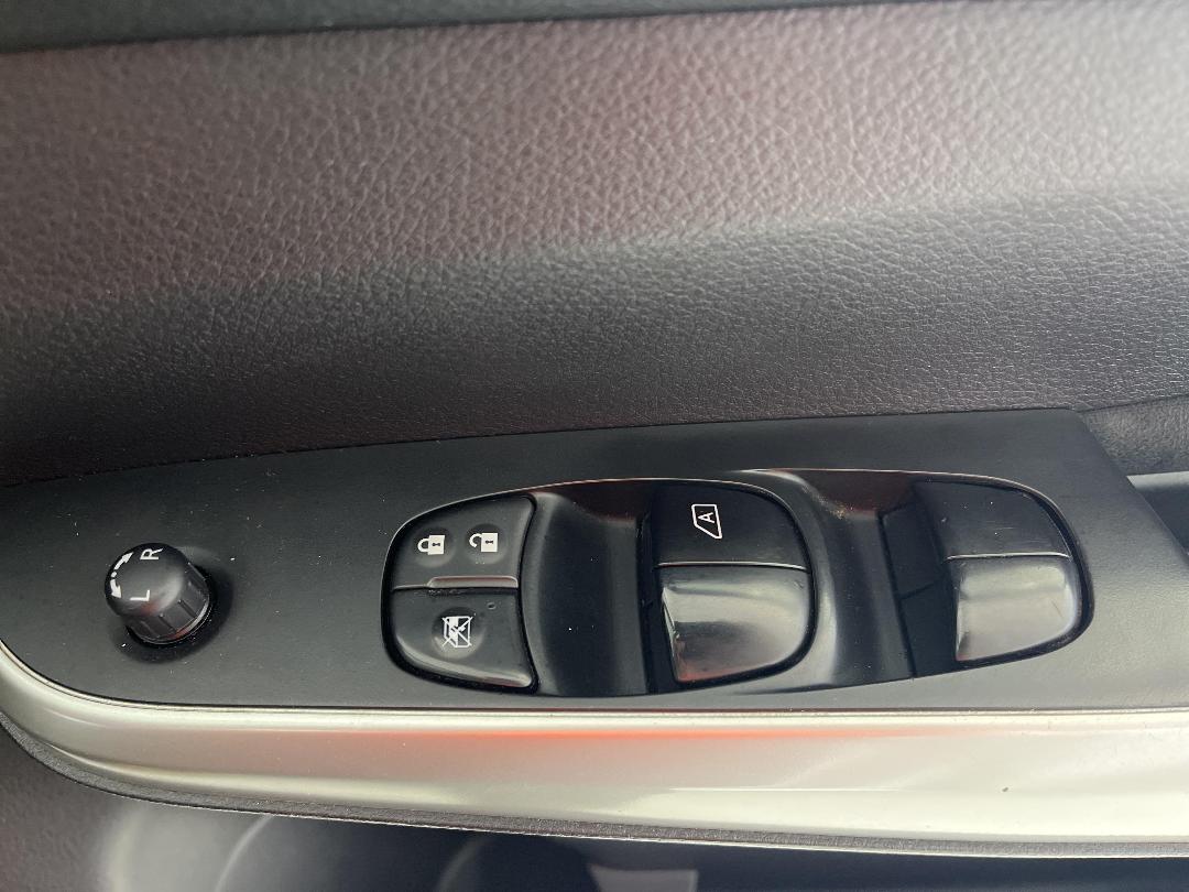 Photo '26' of Nissan Navara Photo '26' of Nissan Navara