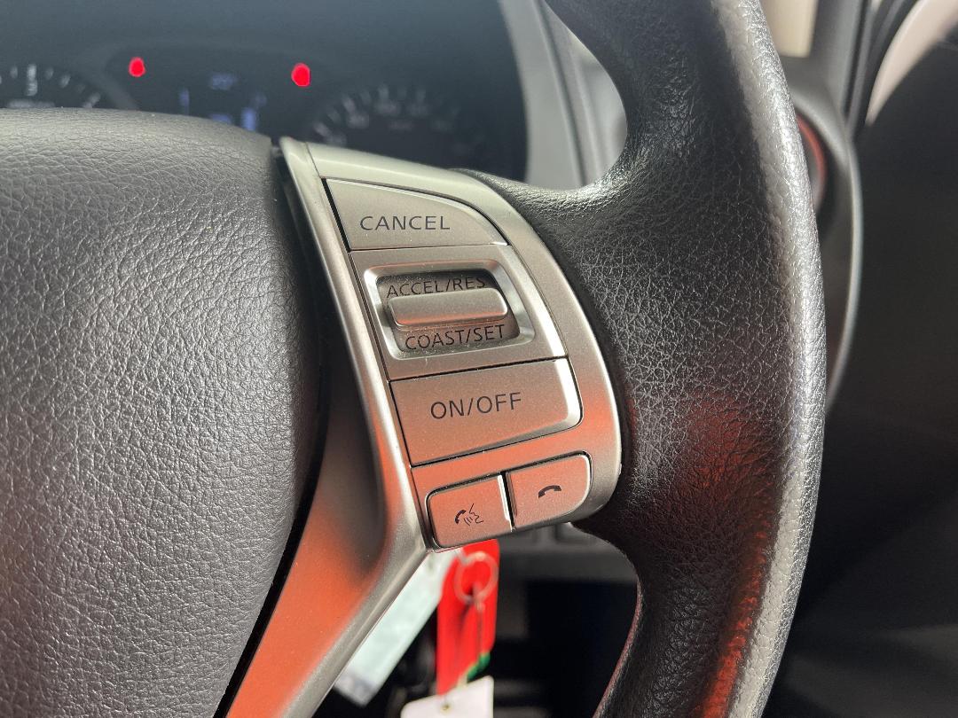 Photo '25' of Nissan Navara Photo '25' of Nissan Navara