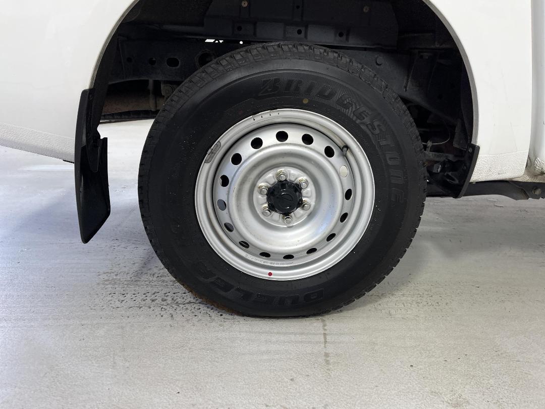 Photo '12' of Nissan Navara Photo '12' of Nissan Navara