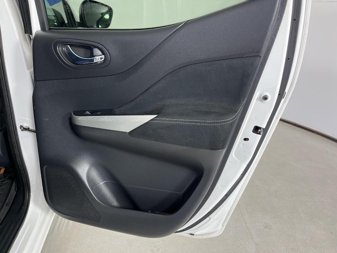 Photo '19' of Nissan Navara Photo '19' of Nissan Navara