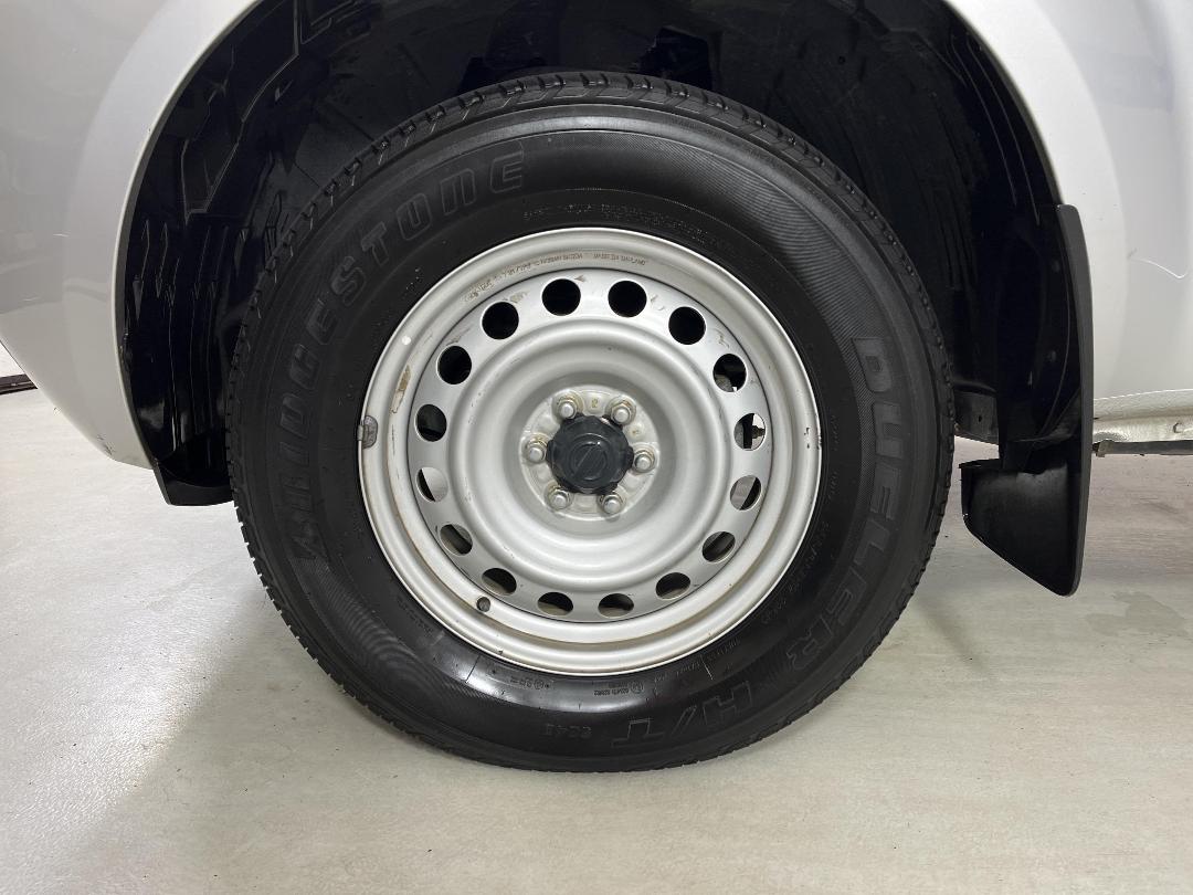 Photo '10' of Nissan Navara