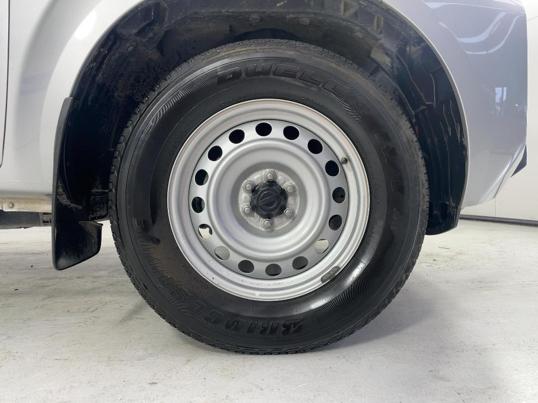 Photo '9' of Nissan Navara