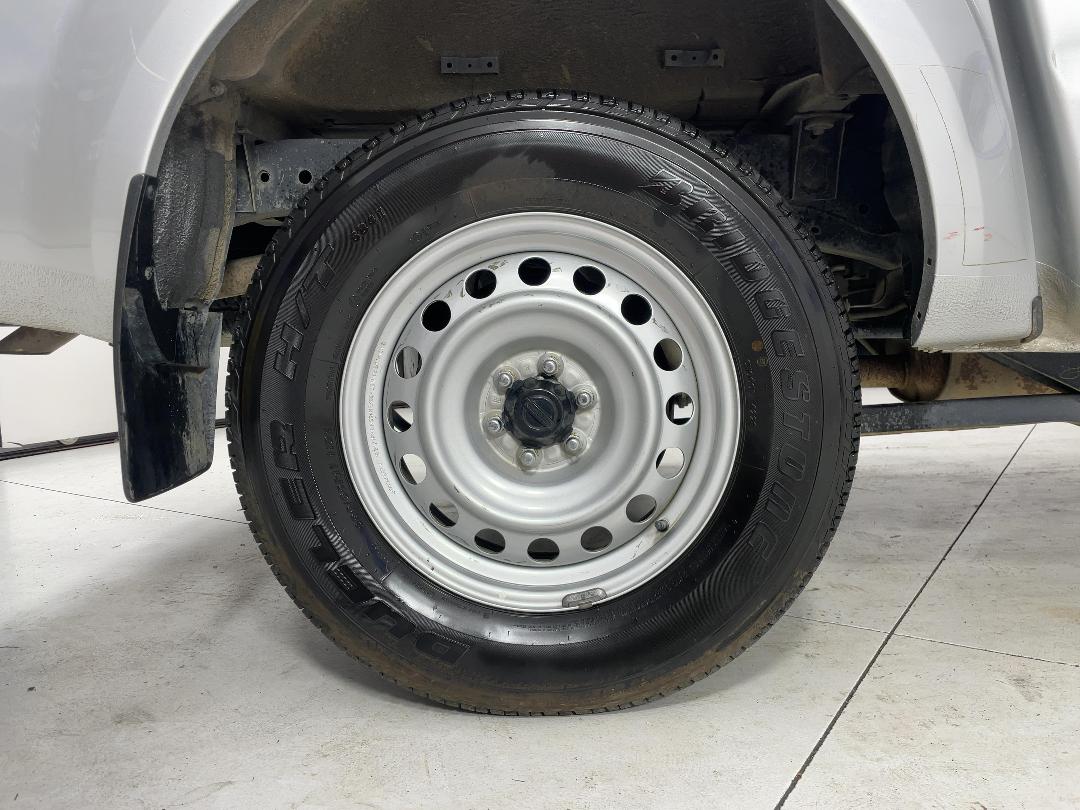 Photo '12' of Nissan Navara