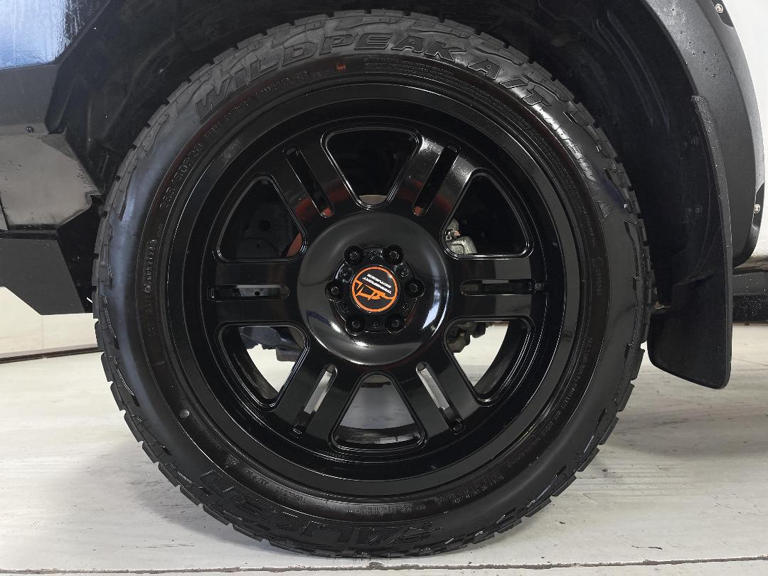 Photo '10' of Nissan Navara