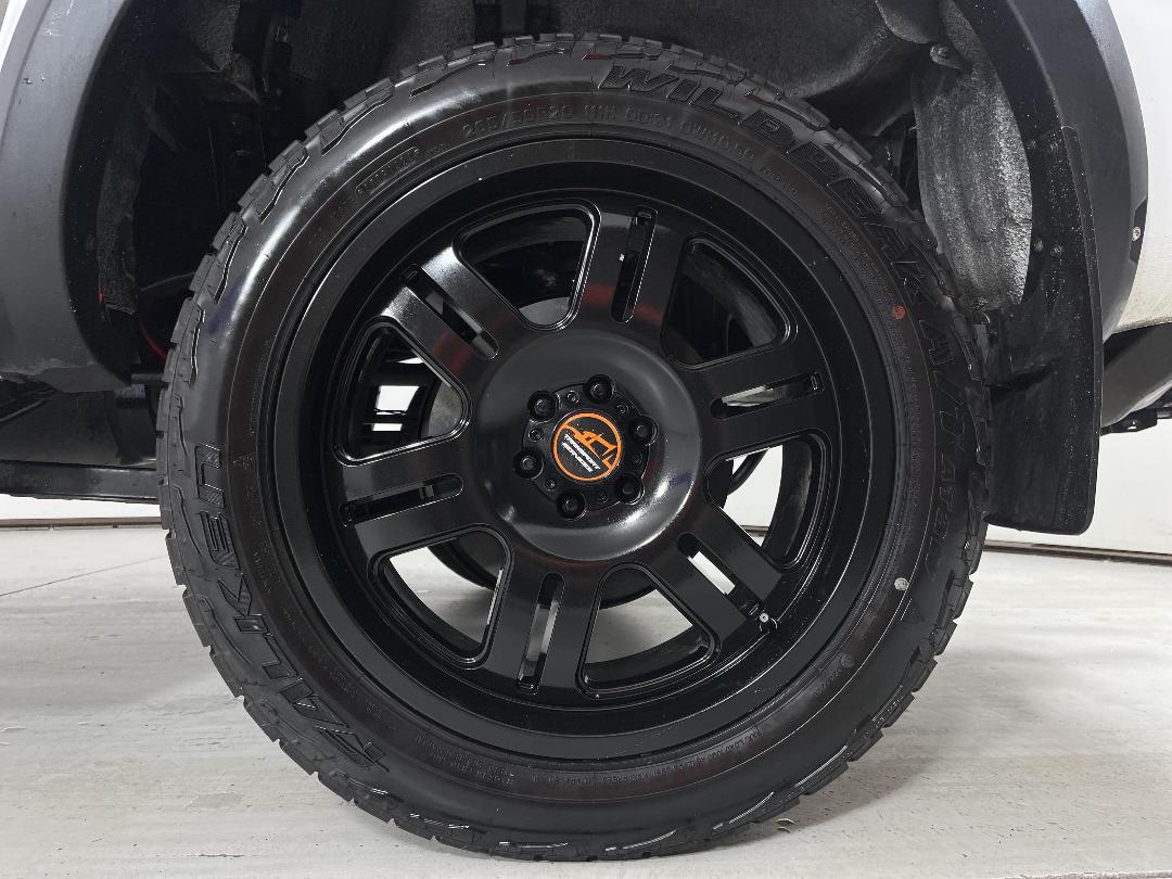 Photo '11' of Nissan Navara