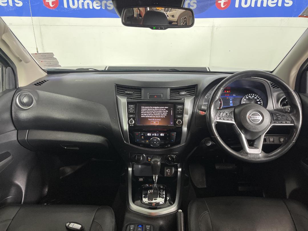 Photo '17' of Nissan Navara