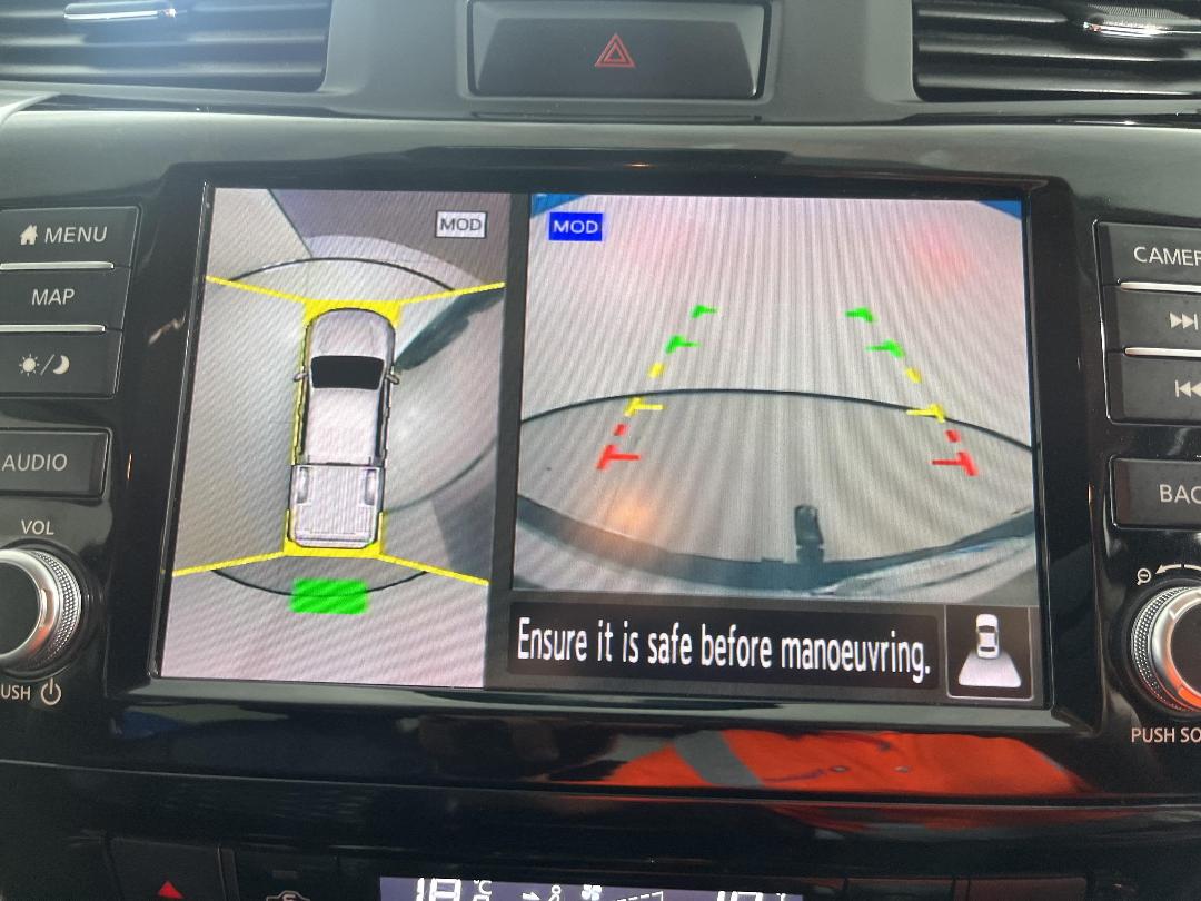 Photo '26' of Nissan Navara