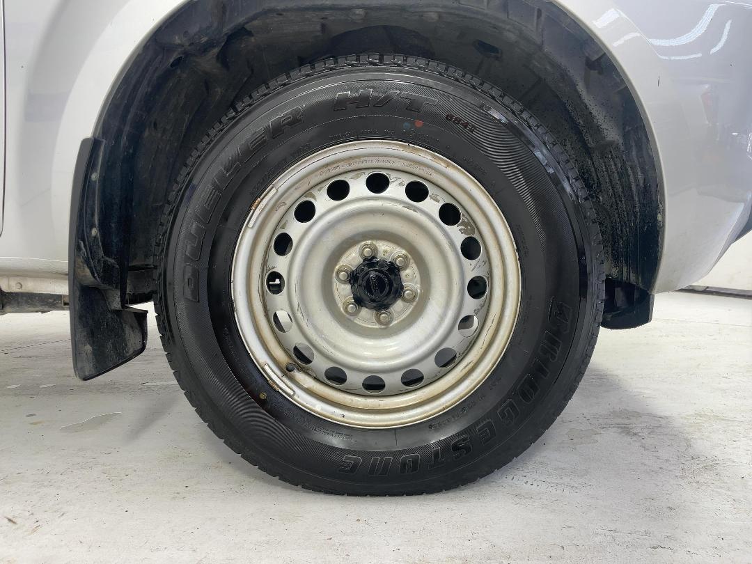 Photo '9' of Nissan Navara