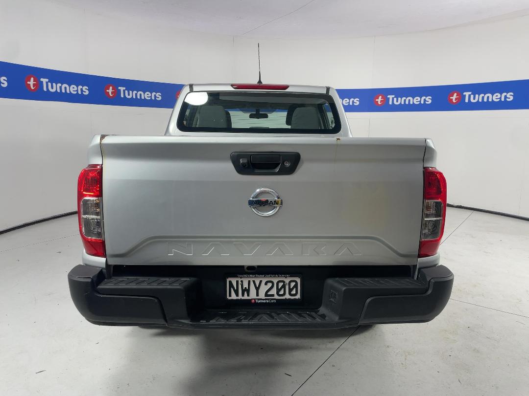 Photo '6' of Nissan Navara