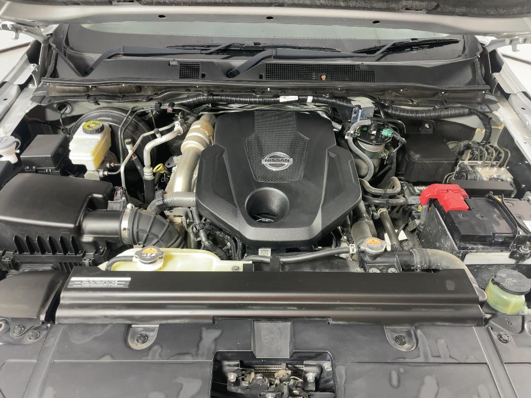 Photo '13' of Nissan Navara